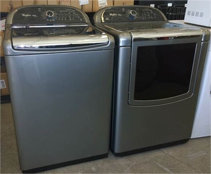 Whirlpool Washer Dryer Set Free 30 day warranty