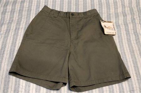 NWT Lee Casuals Plain Front Shorts Women's Size 0 To 2 Medium Olive Green