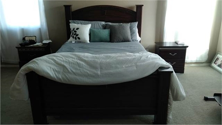 Queen Size Bed In Very Good Condition