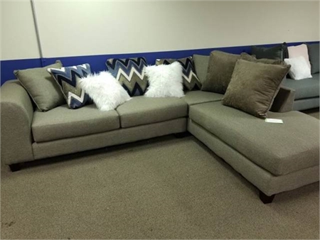The 3039 Contemporary Style Taupe Sectional