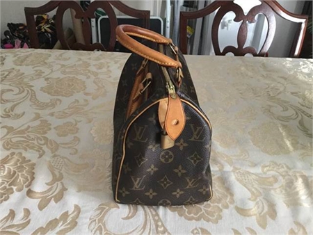 Real Louis vitton hand bag