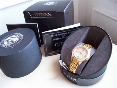  NEW* in Box * Citizen ( Ladies ) Watch * Sparkly ( Eco-Drive ) 